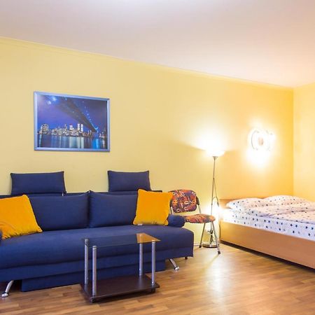 Nauky Avenue Apartment คาร์คิฟ ภายนอก รูปภาพ