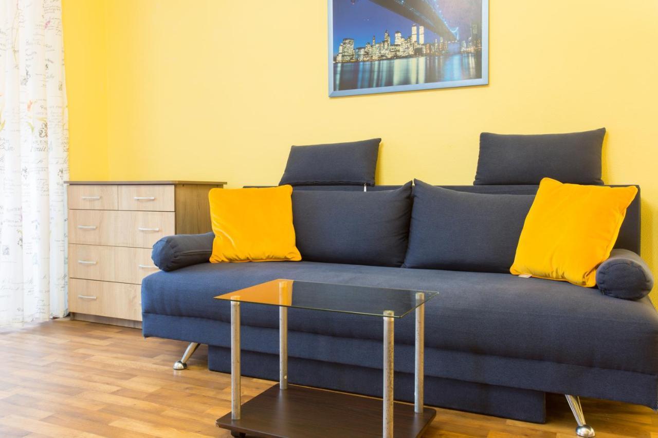 Nauky Avenue Apartment คาร์คิฟ ภายนอก รูปภาพ