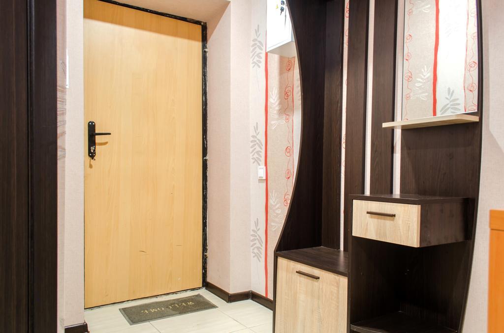 Nauky Avenue Apartment คาร์คิฟ ภายนอก รูปภาพ