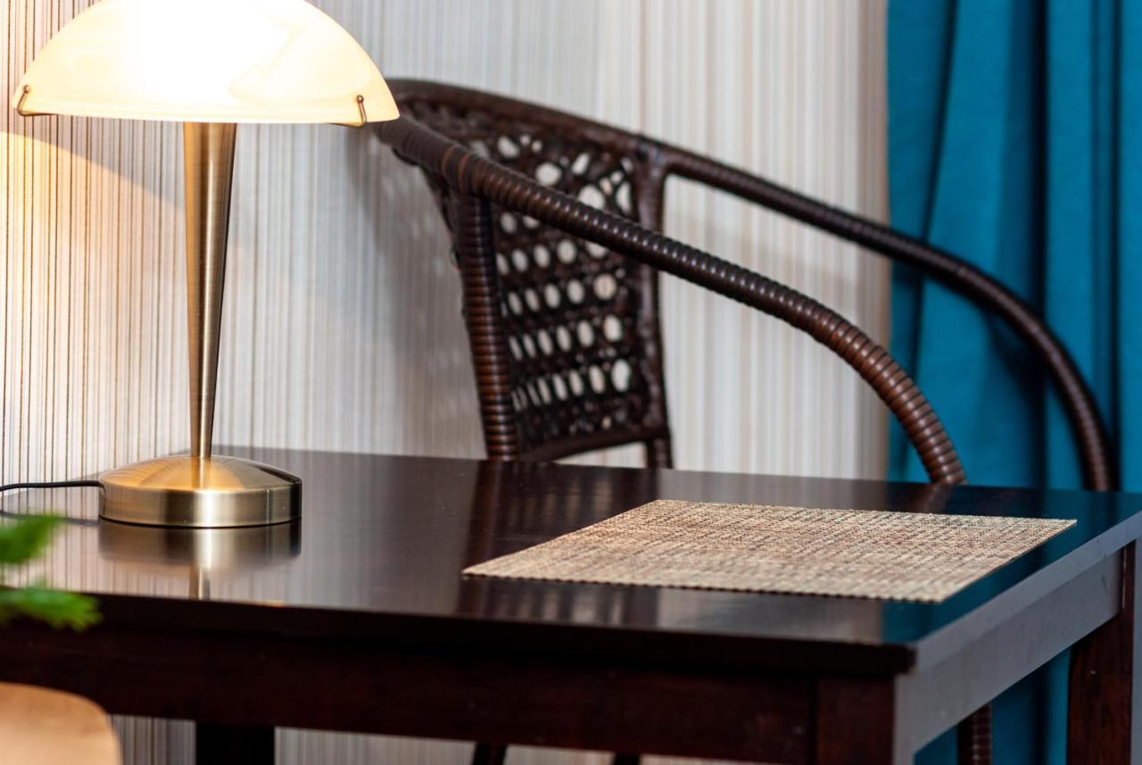 Nauky Avenue Apartment คาร์คิฟ ภายนอก รูปภาพ
