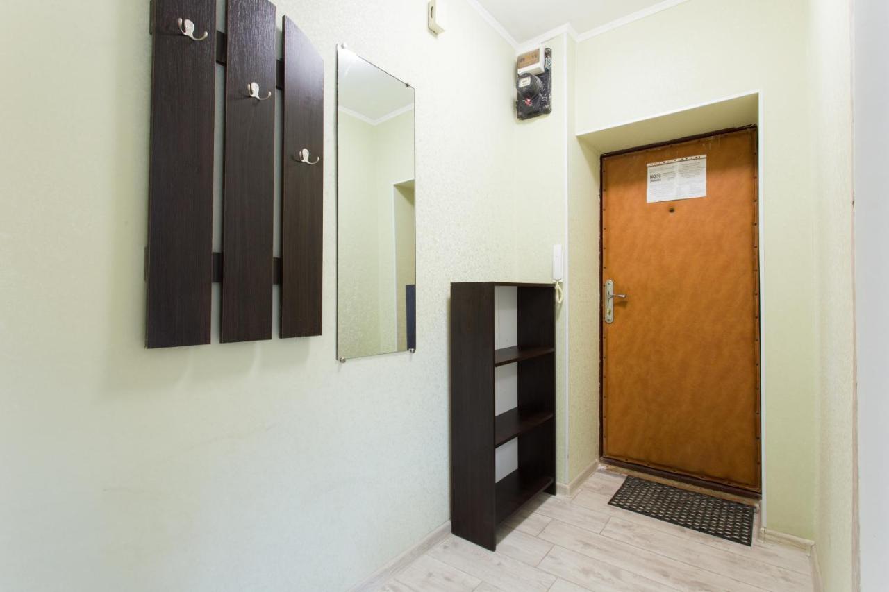 Nauky Avenue Apartment คาร์คิฟ ภายนอก รูปภาพ